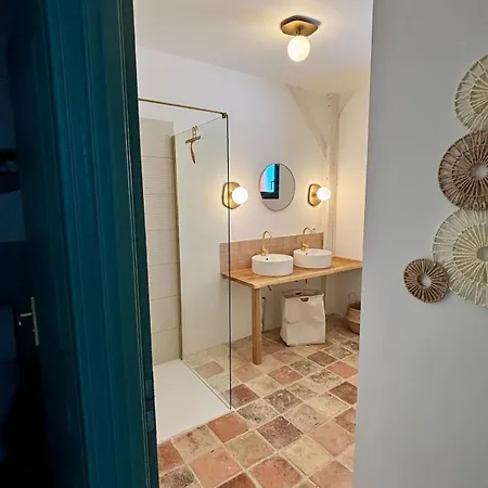 Vignes Du Roc Tatil Evi